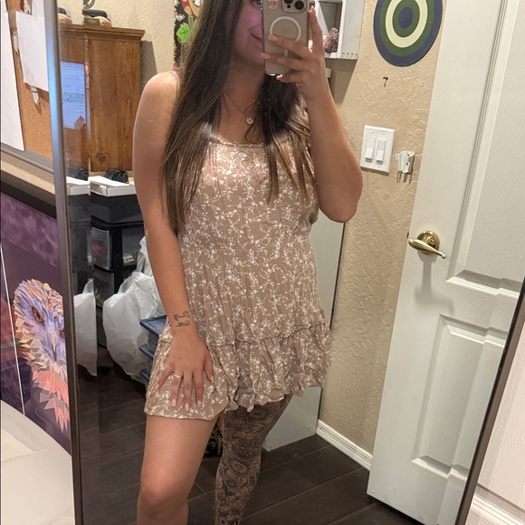 Rue21 Tan Floral Dress - Picture 4 of 5